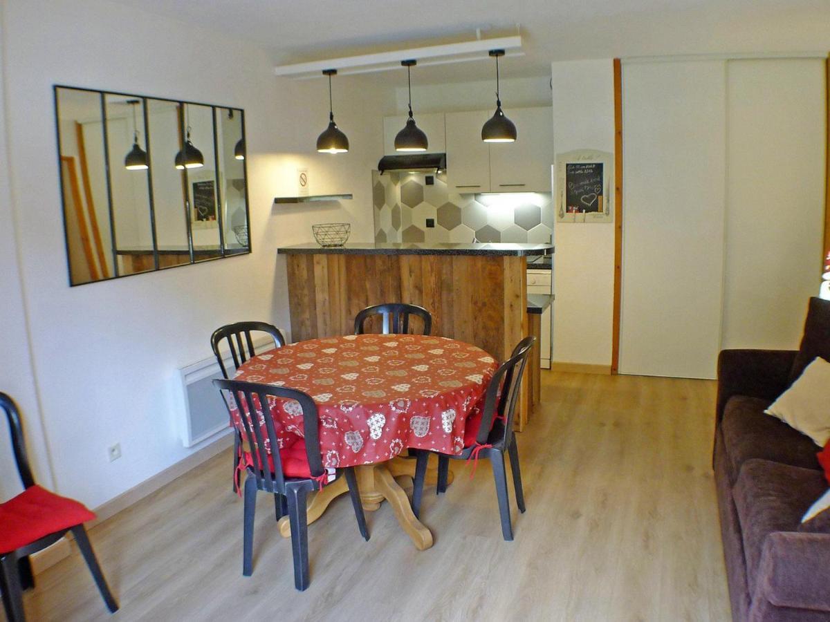 Appartement Confortable Avec Piscines, Terrasse Et Parking A Samoens - Fr-1-629-100 Ngoại thất bức ảnh